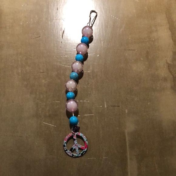 Homemade keychain with charm - Picture 1 of 1
